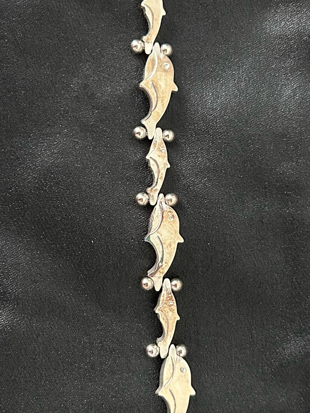 Unsigned Silver Tone Dolphin Link Bracelet